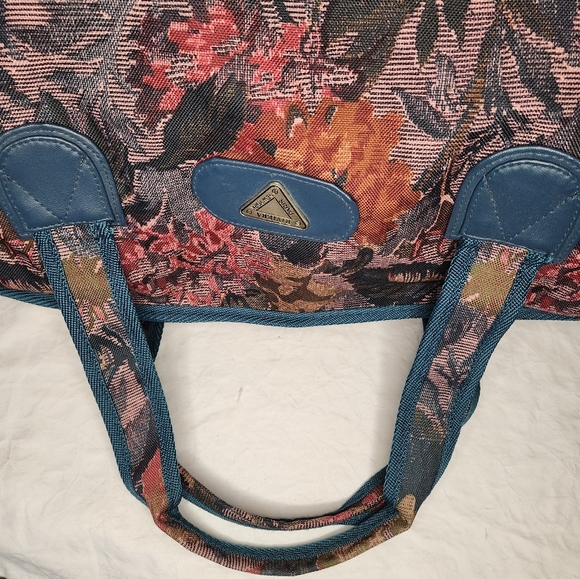 80s Riviera Floral Tapestry Duffle Bag - Picture 3 of 14
